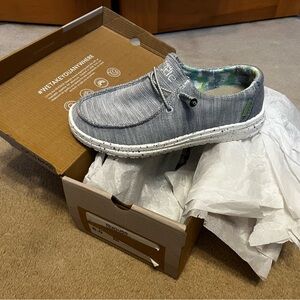 Hey Dude Wendy stretch size 6 - Pearl River